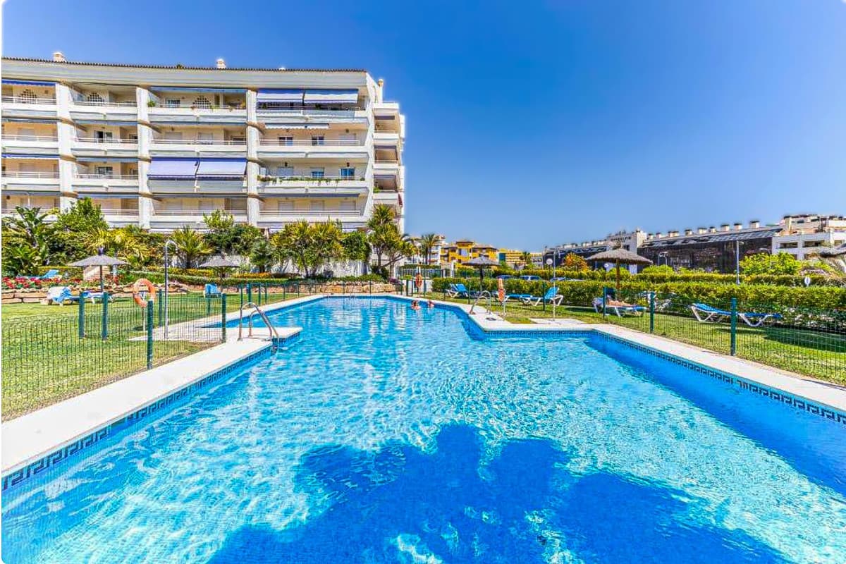 Middle Floor Apartment in Marbella — photo 6 of 10