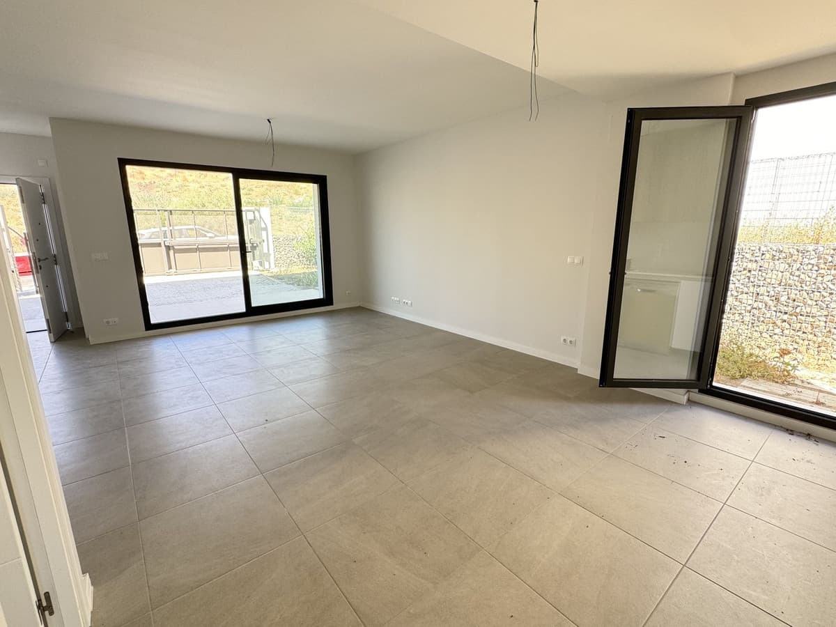 Semi-Detached House in Riviera del Sol — photo 6 of 20
