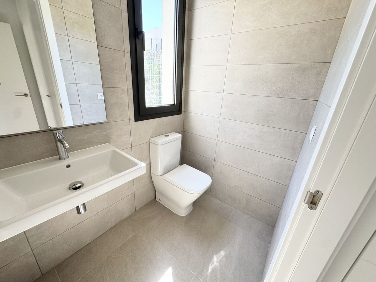 Semi-Detached House in Riviera del Sol — photo 10 of 20