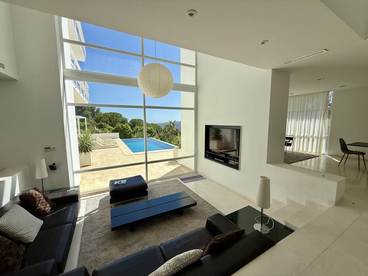 Detached Villa in Valtocado — photo 2 of 10