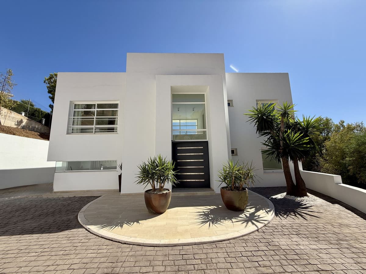 Detached Villa in Valtocado — photo 3 of 10