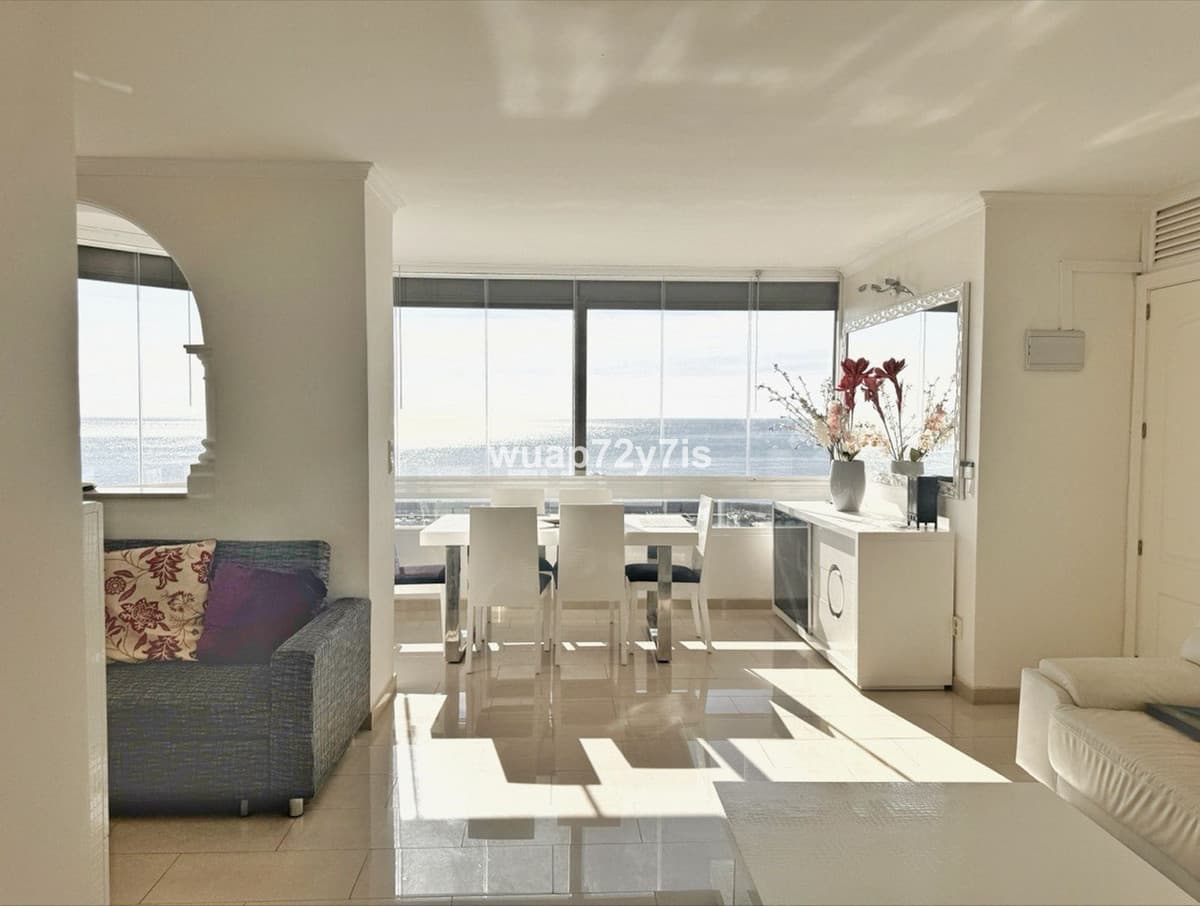 Top Floor Apartment in Fuengirola — photo 6 of 10