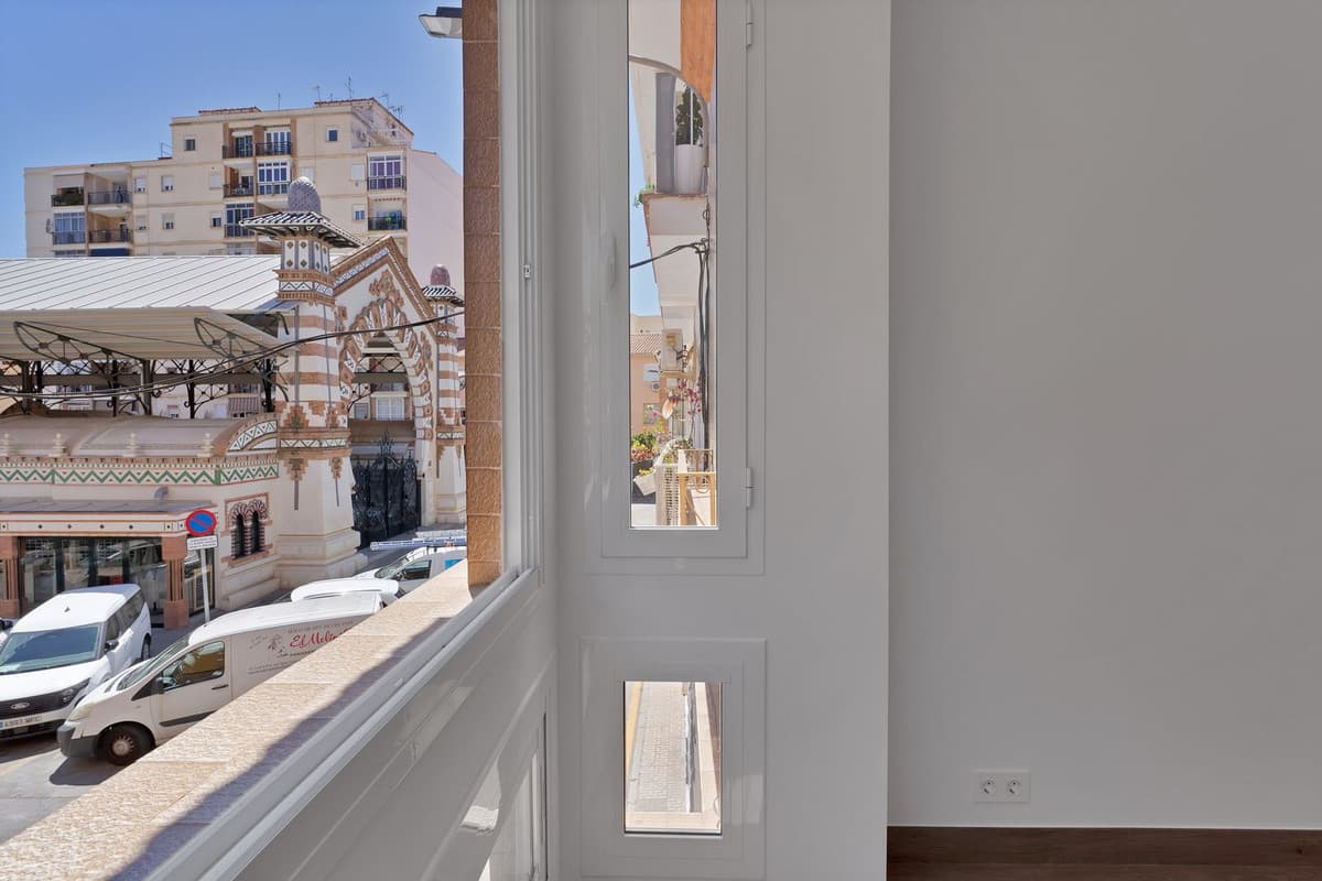 Semi-Detached House in Málaga Centro — photo 2 of 10