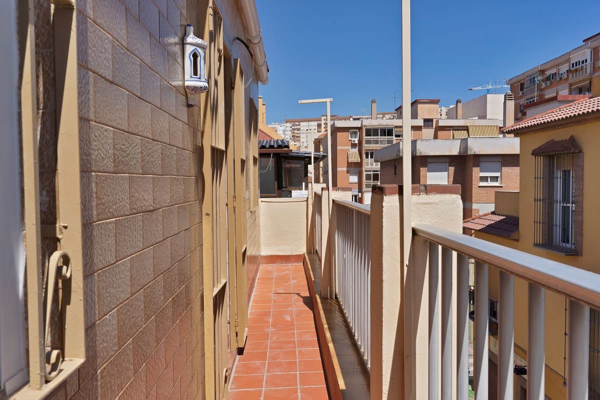 Semi-Detached House in Málaga Centro — photo 5 of 10
