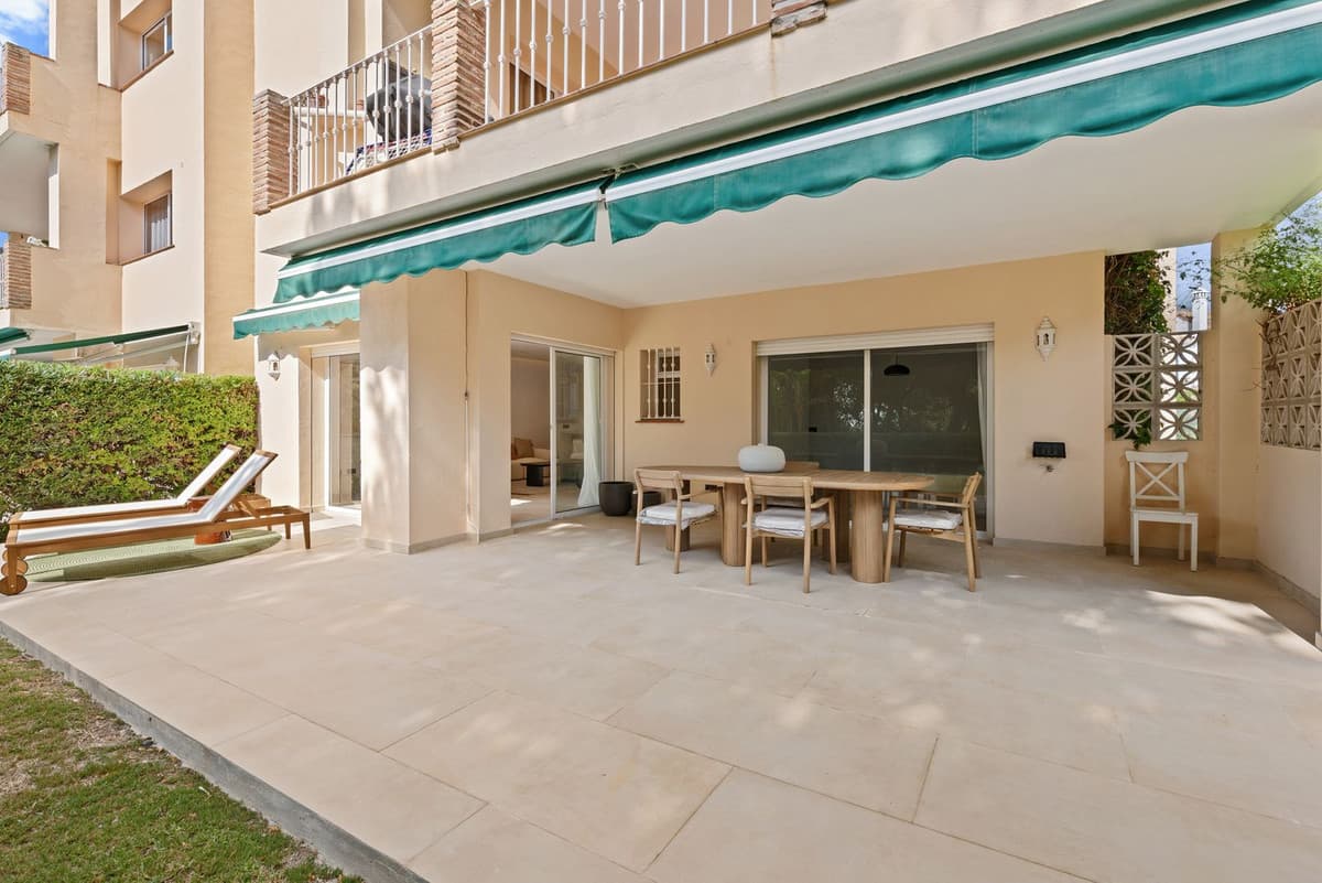 Ground Floor Apartment in Nueva Andalucía — photo 1 of 10