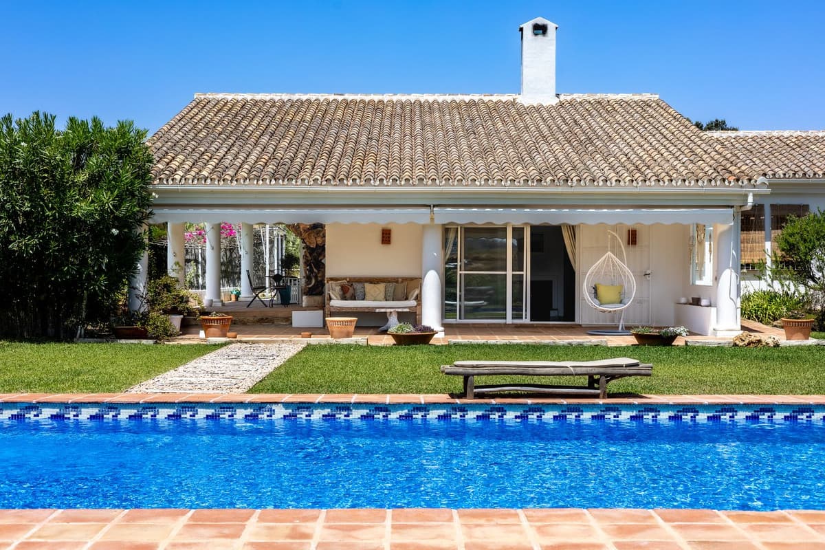 Detached Villa in Alhaurín el Grande — photo 3 of 10