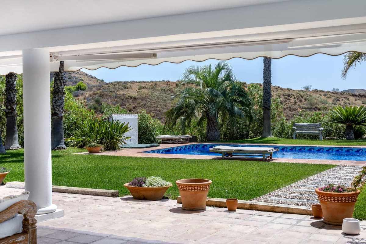 Detached Villa in Alhaurín el Grande — photo 4 of 10