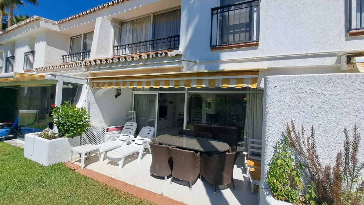Townhouse in Miraflores — photo 3 of 10