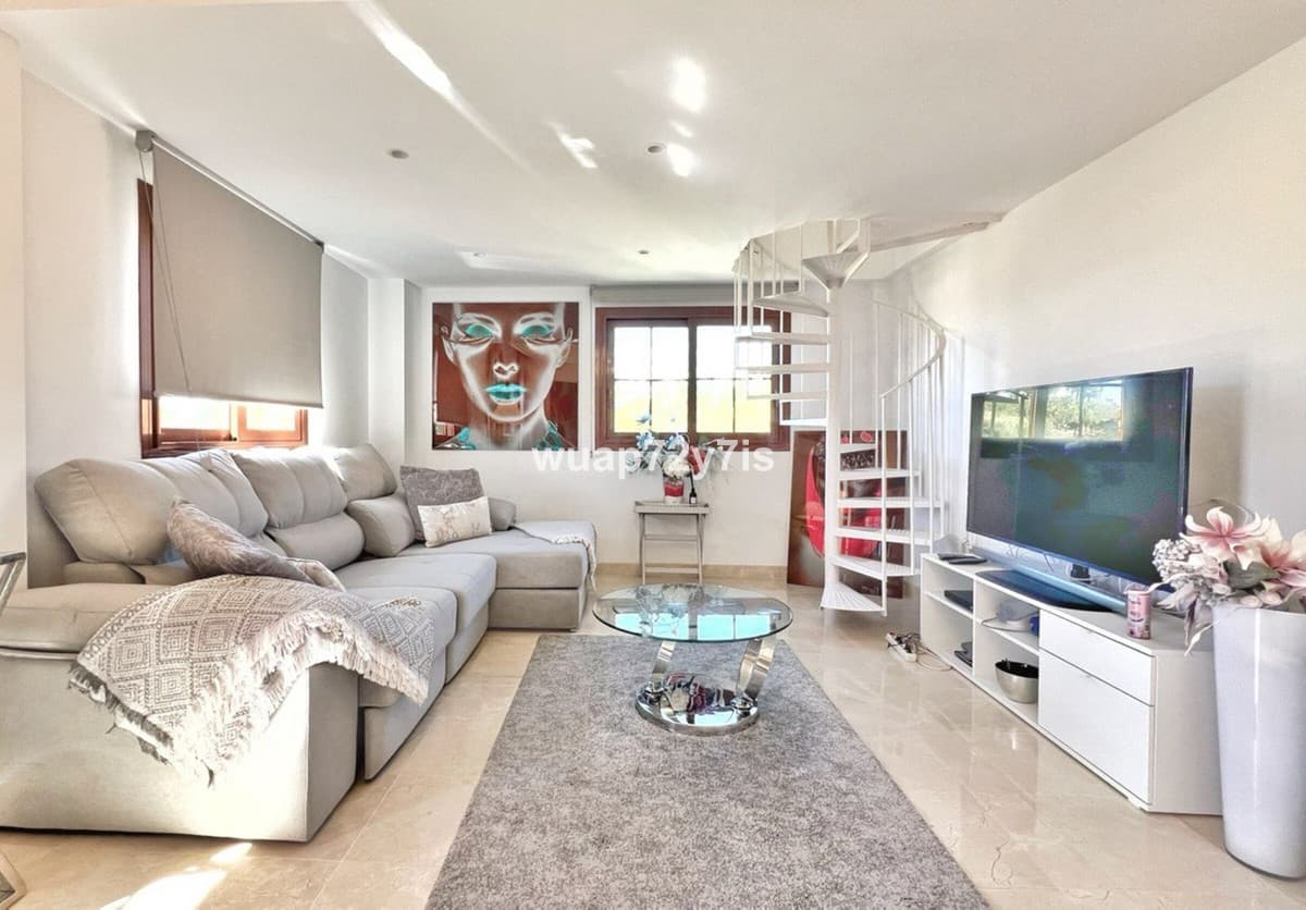 Penthouse in Benahavís — photo 5 of 10
