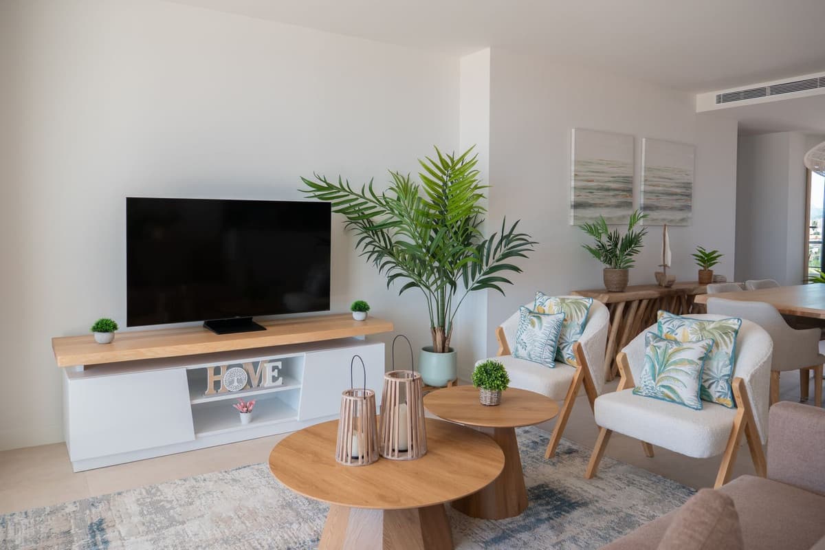 Middle Floor Apartment in Casares — photo 4 of 10