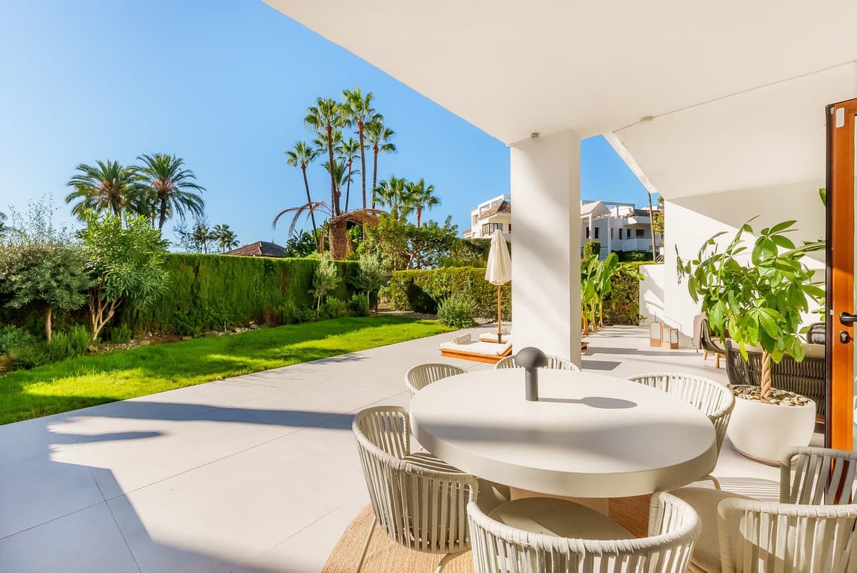 Ground Floor Apartment in Nueva Andalucía — photo 4 of 10