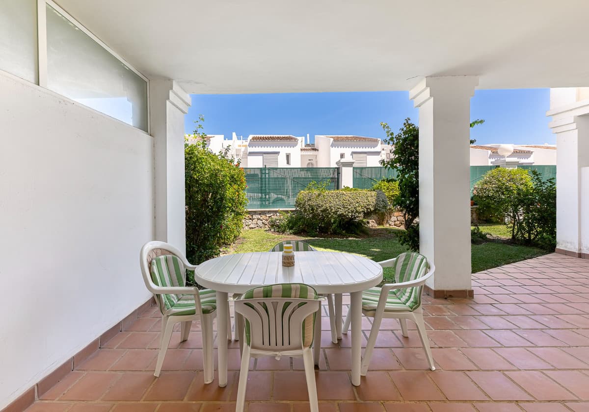 Ground Floor Apartment in Nueva Andalucía — photo 3 of 10
