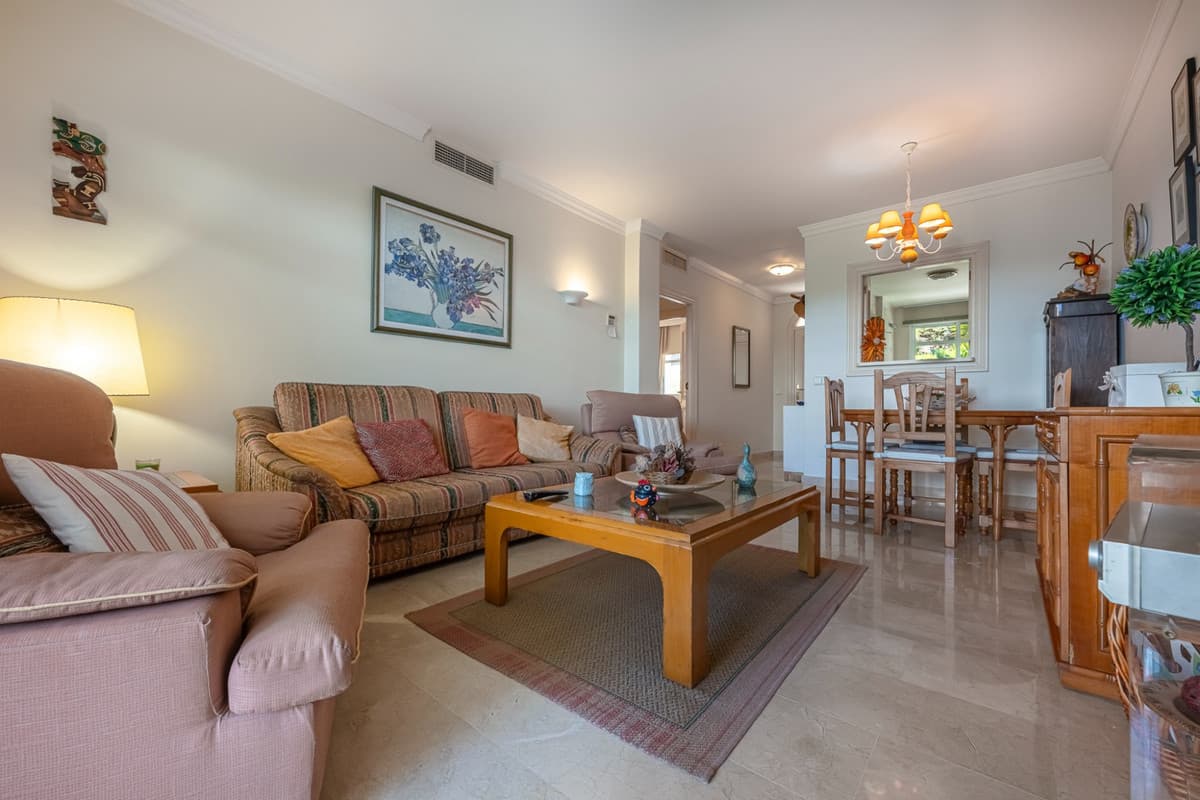 Ground Floor Apartment in Nueva Andalucía — photo 8 of 10