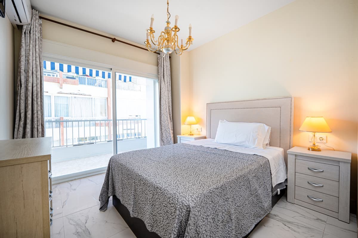 Middle Floor Apartment in Marbella — photo 4 of 10