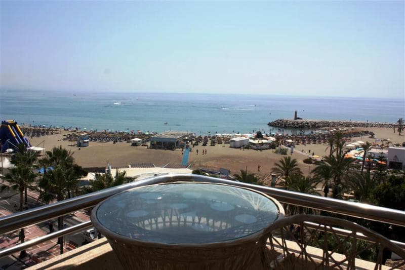 Middle Floor Apartment in Puerto Banús — photo 4 of 10