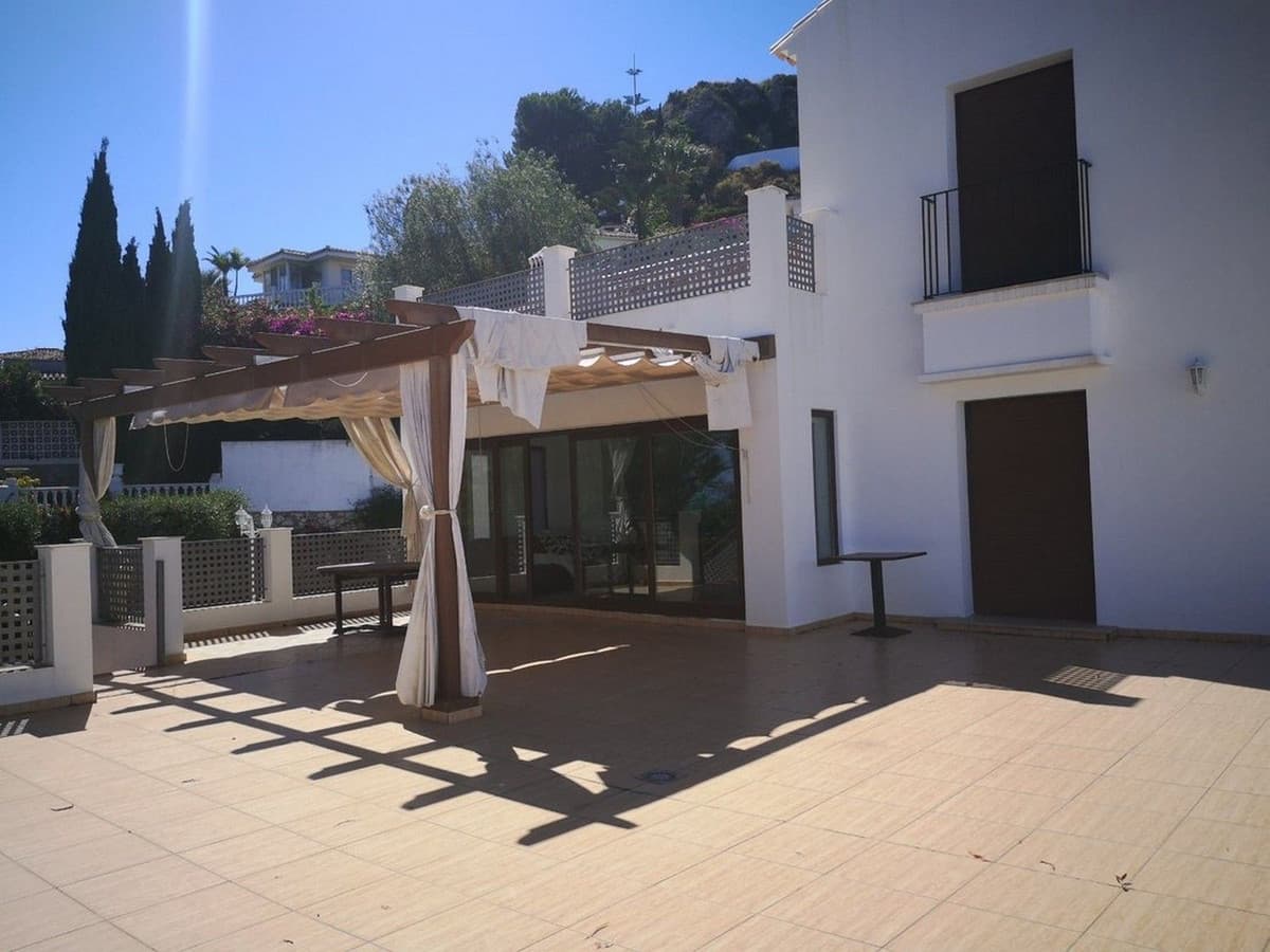 Semi-Detached House in Benalmadena — photo 2 of 10