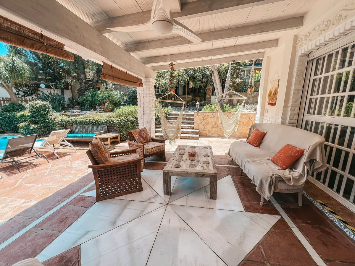 Detached Villa in Nueva Andalucía — photo 4 of 10