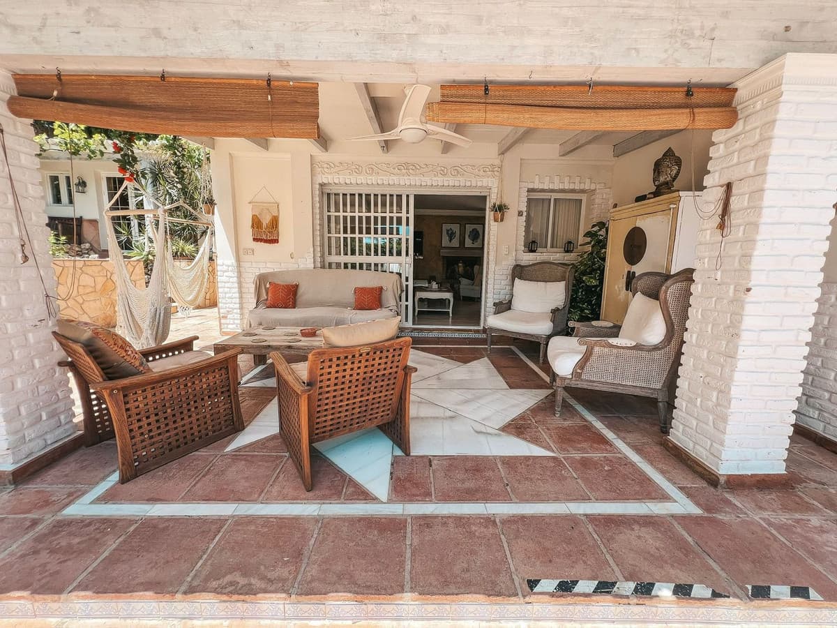 Detached Villa in Nueva Andalucía — photo 5 of 10