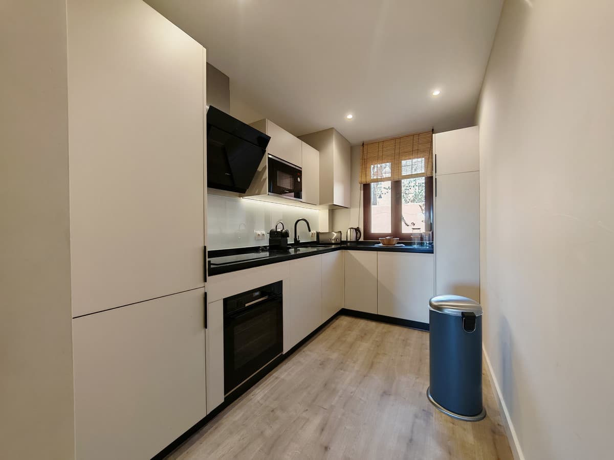 Middle Floor Apartment in Benahavís — photo 6 of 10