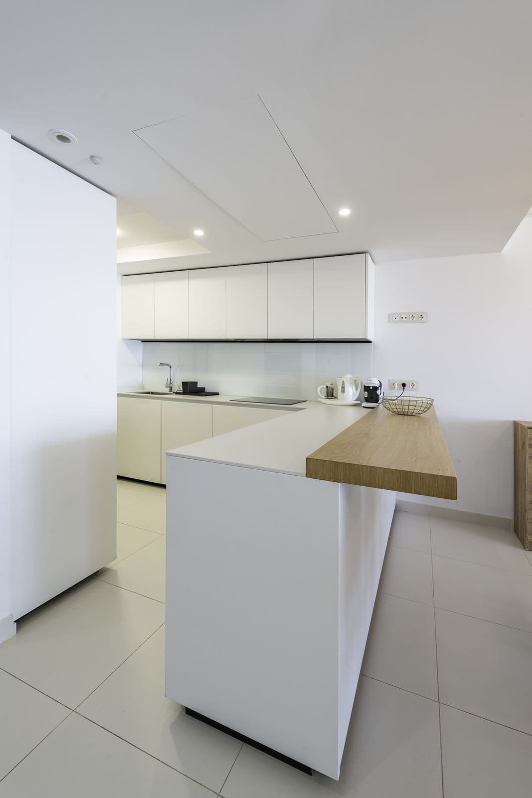 Middle Floor Apartment in Higueron — photo 11 of 20