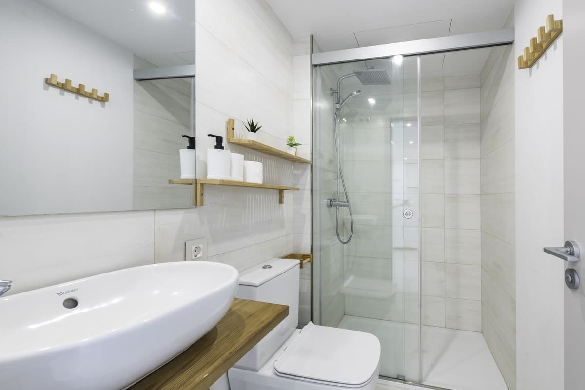 Middle Floor Apartment in Higueron — photo 16 of 20