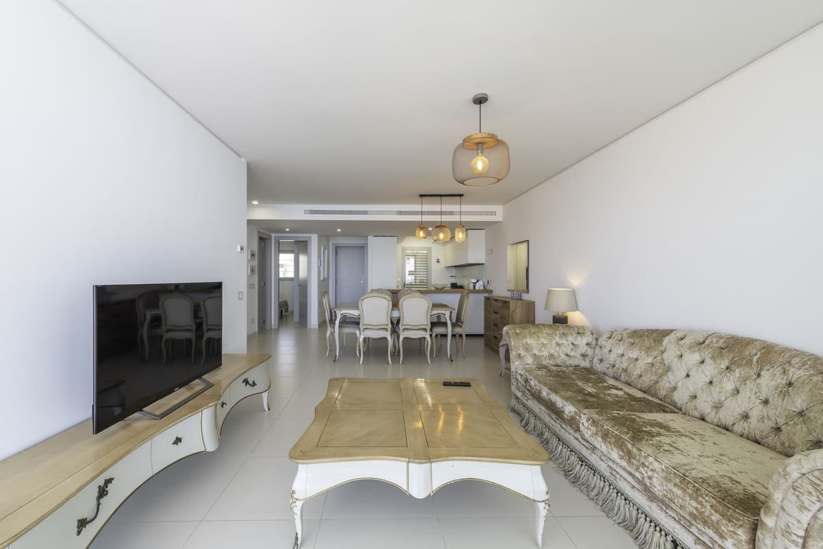 Middle Floor Apartment in Higueron — photo 7 of 20