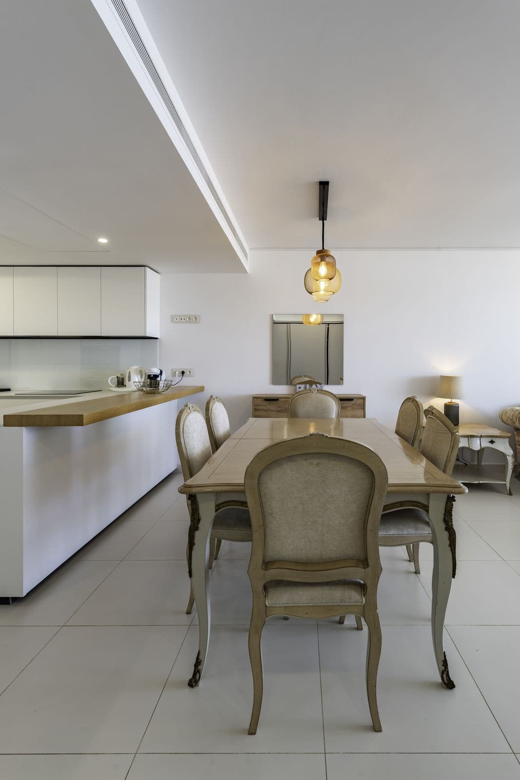 Middle Floor Apartment in Higueron — photo 10 of 20