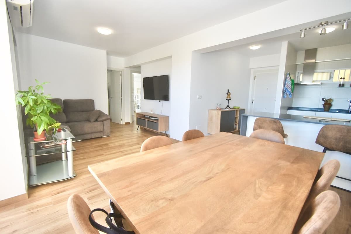 Middle Floor Apartment in Benalmadena — photo 8 of 10