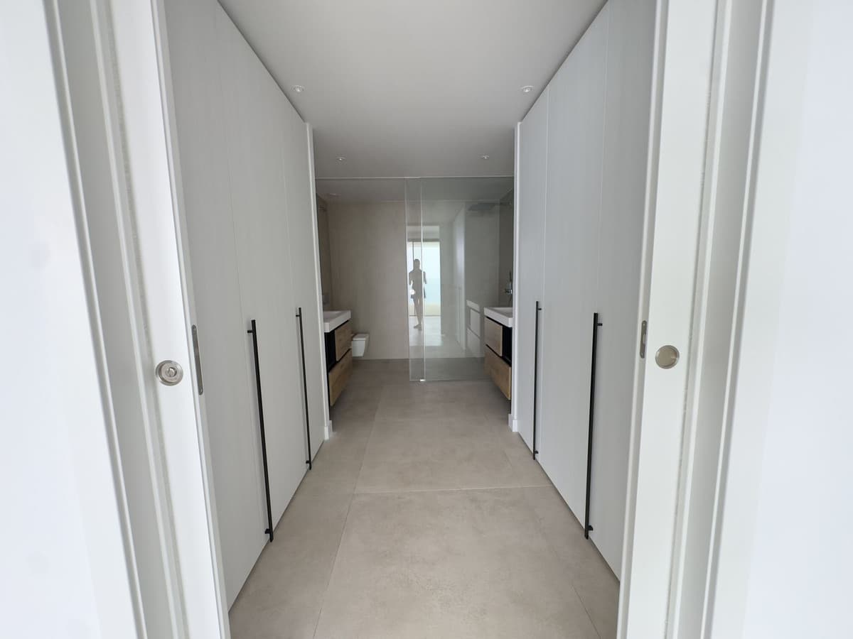 Middle Floor Apartment in Higueron — photo 3 of 15