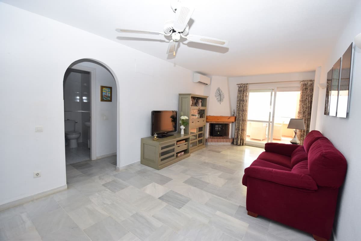 Penthouse in La Cala de Mijas — photo 6 of 10