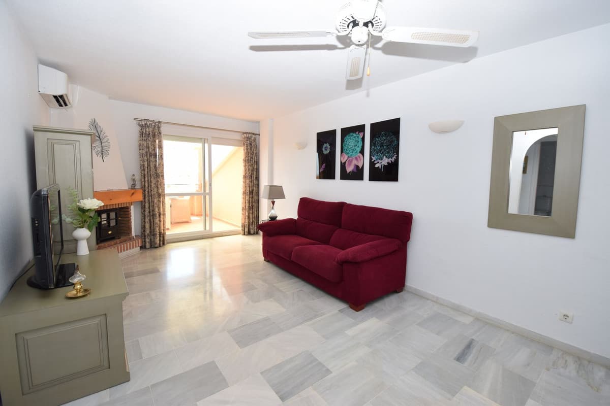 Penthouse in La Cala de Mijas — photo 7 of 10