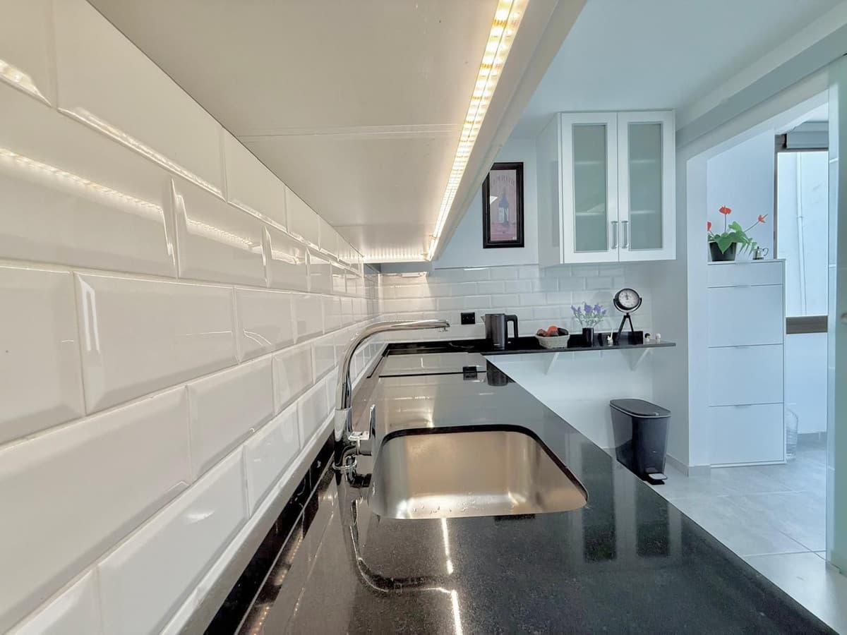 Middle Floor Apartment in Fuengirola — photo 5 of 10