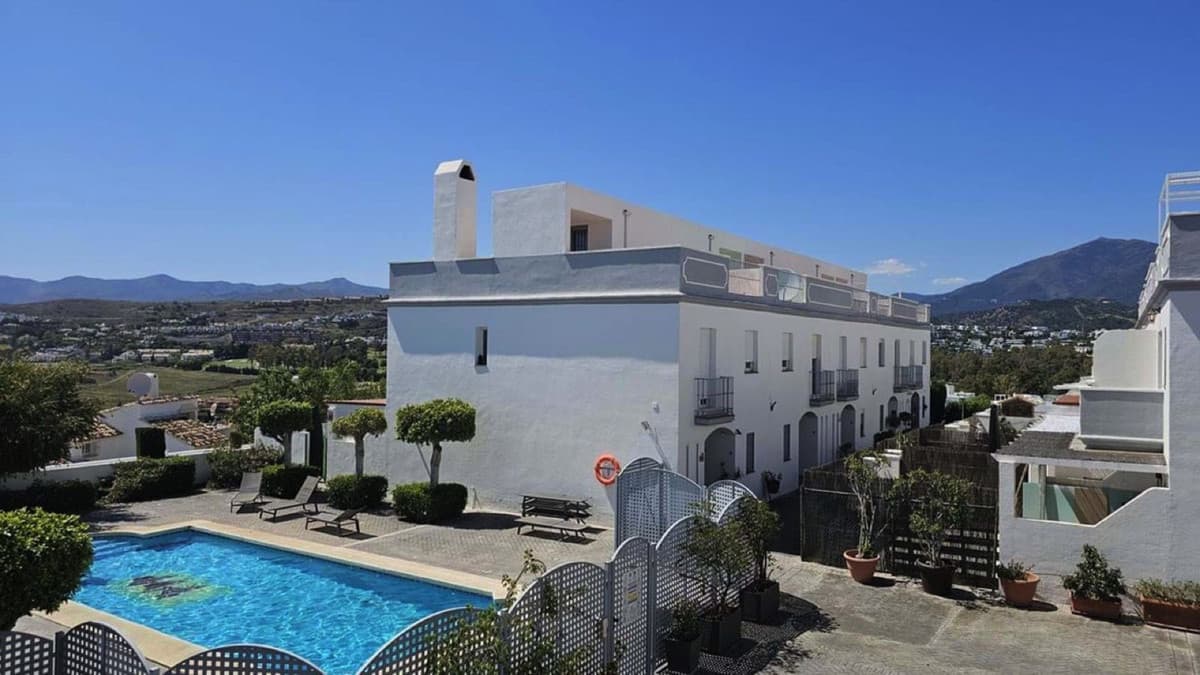 Townhouse in Atalaya — photo 1 of 10