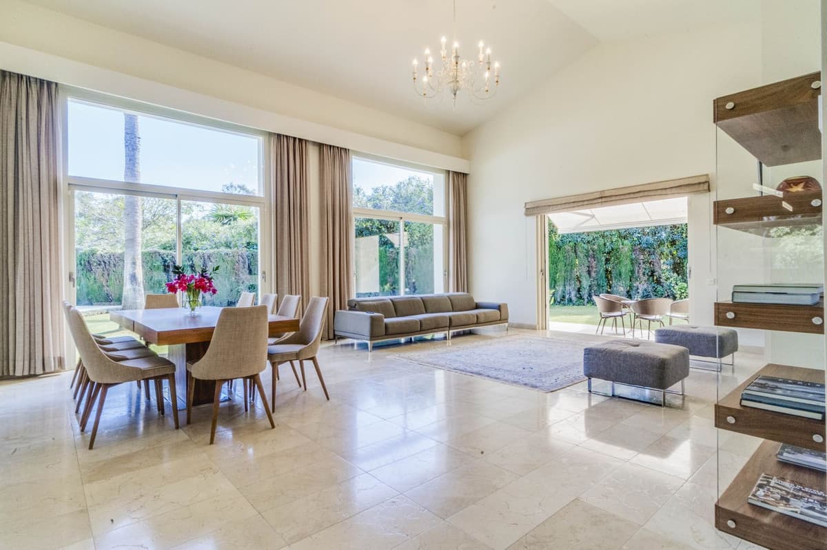 Detached Villa in Guadalmina Baja — photo 3 of 10