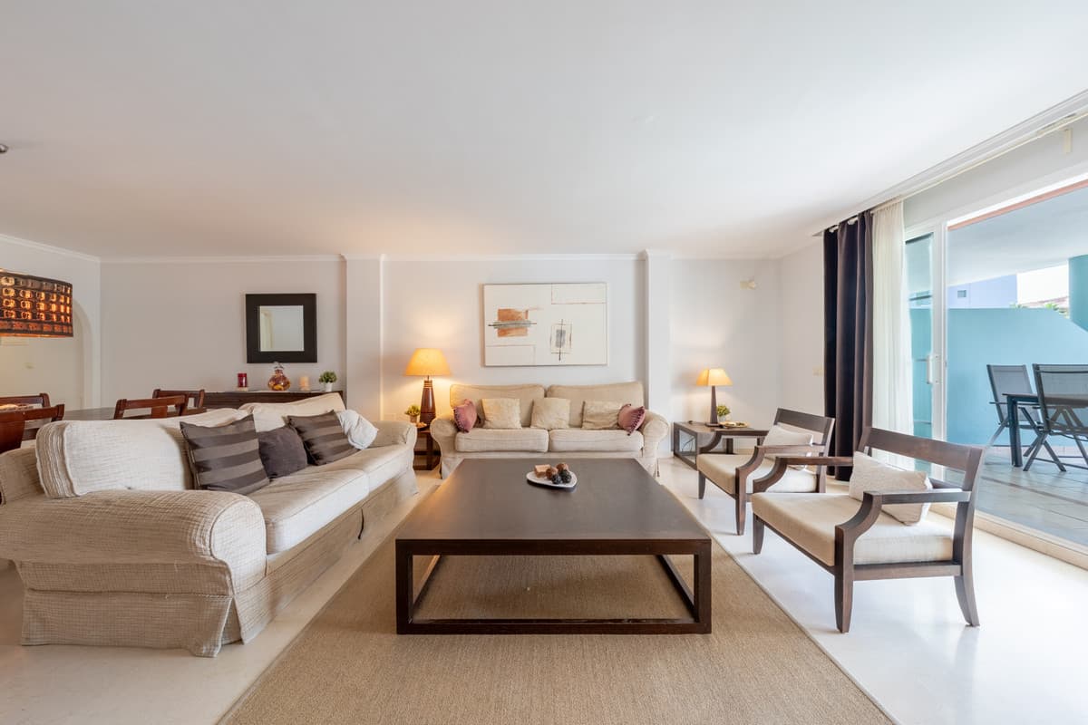 Middle Floor Apartment in Sotogrande Marina — photo 6 of 10