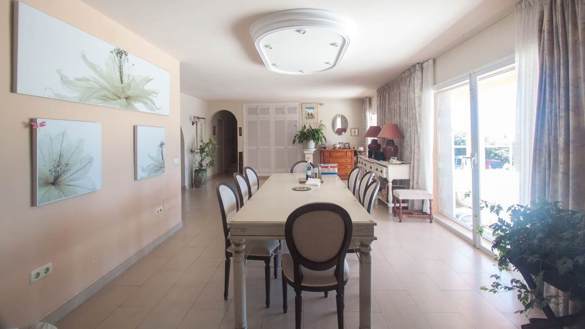 Detached Villa in Estepona — photo 9 of 10