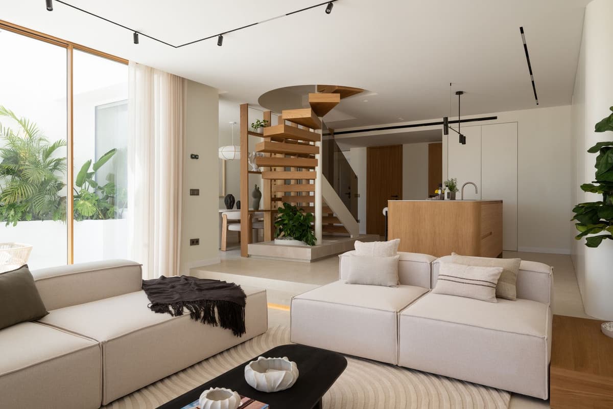 Townhouse in Nueva Andalucía — photo 3 of 10