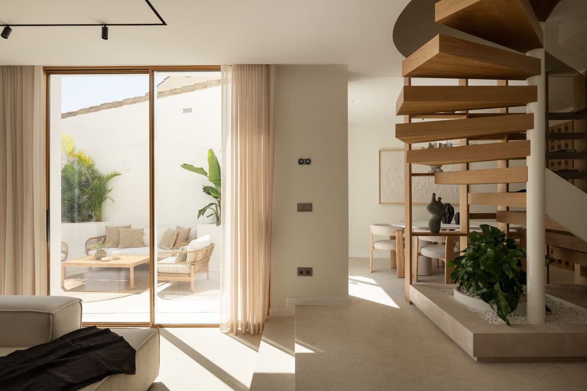 Townhouse in Nueva Andalucía — photo 4 of 10