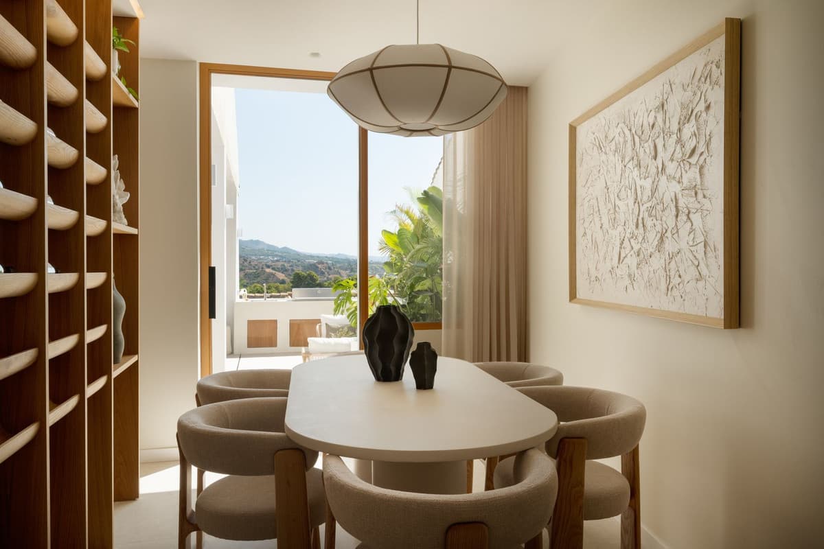 Townhouse in Nueva Andalucía — photo 5 of 10