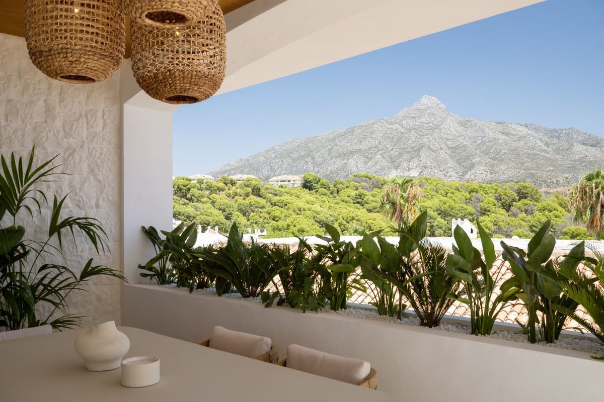 Townhouse in Nueva Andalucía — photo 10 of 10