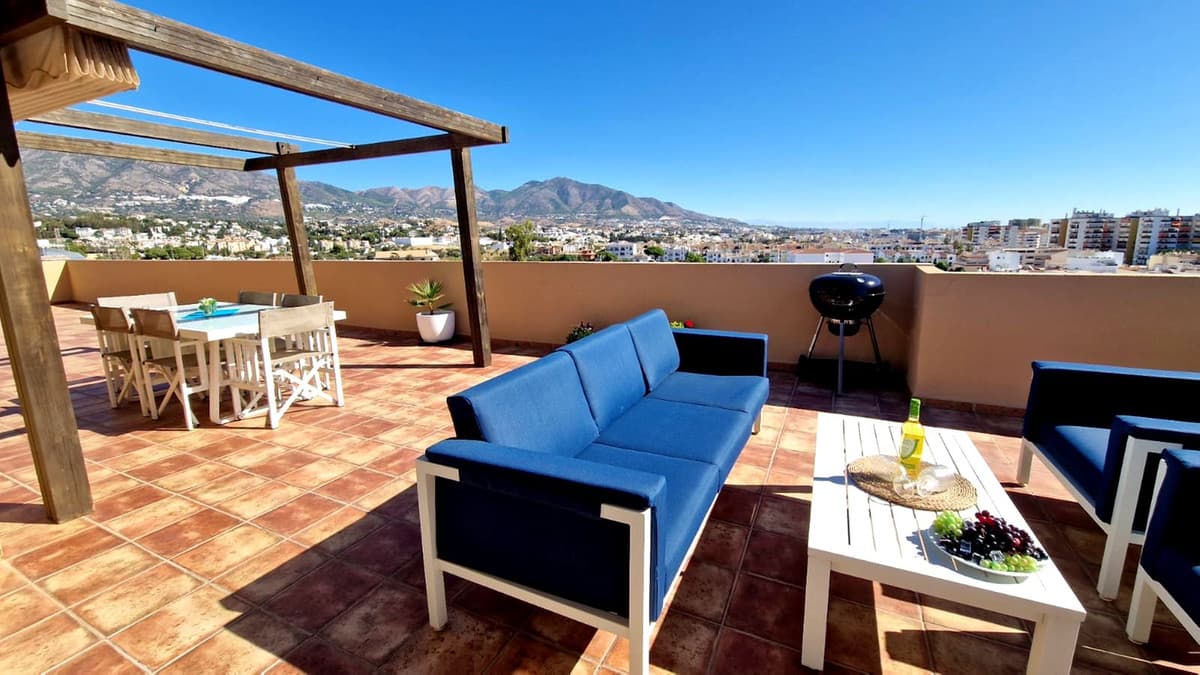 Penthouse in Mijas Costa — photo 1 of 10