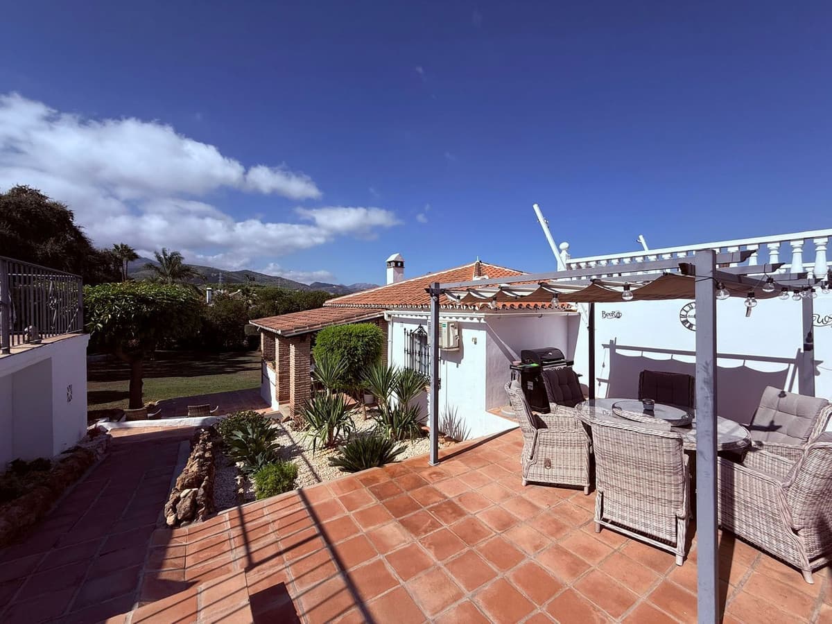 Detached Villa in Coín — photo 6 of 10