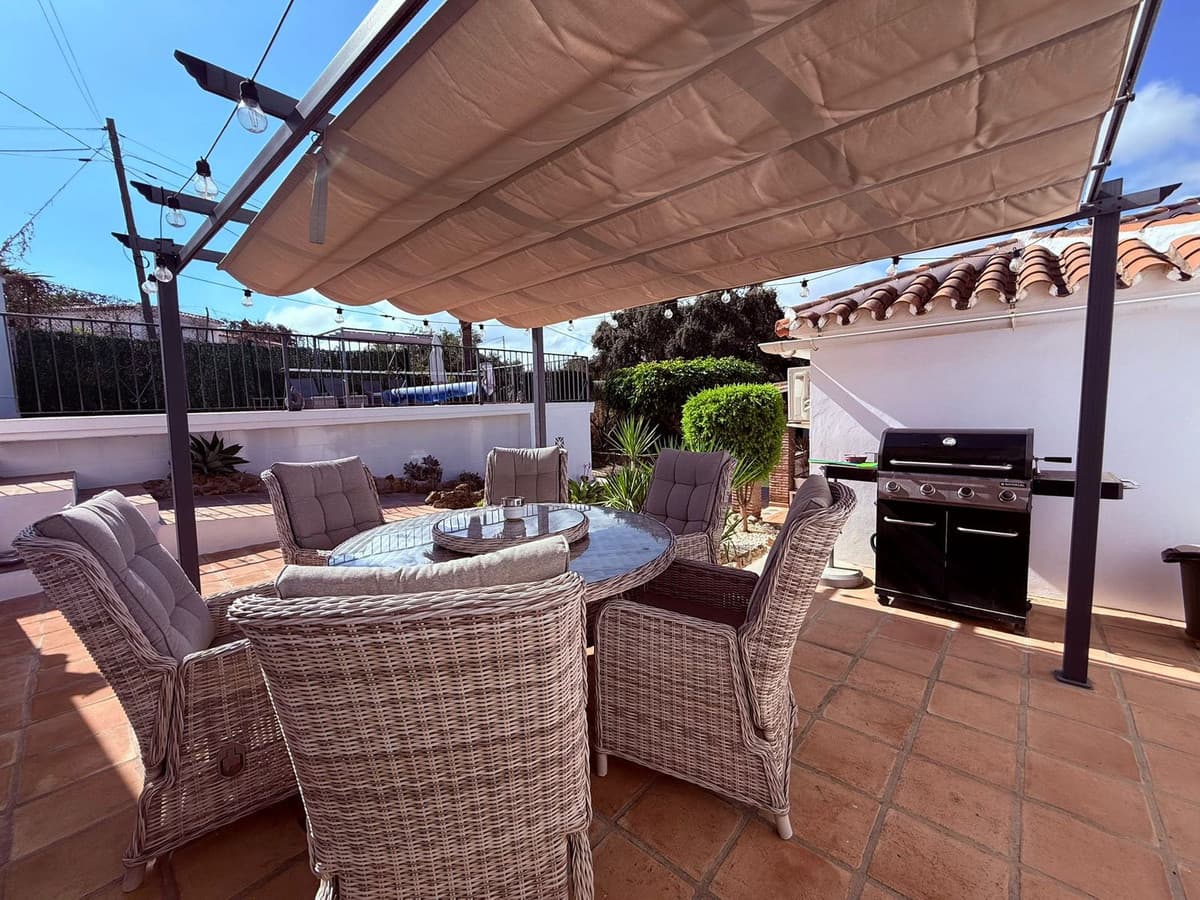 Detached Villa in Coín — photo 8 of 10