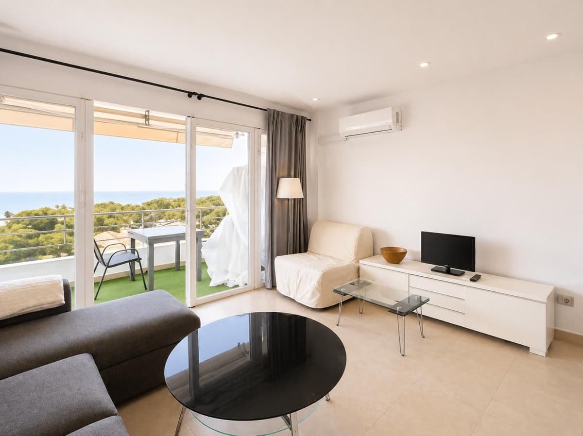 Middle Floor Apartment in Costabella — photo 3 of 10