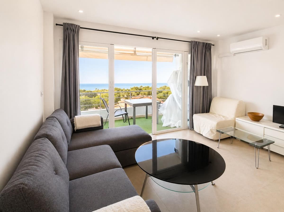 Middle Floor Apartment in Costabella — photo 4 of 10
