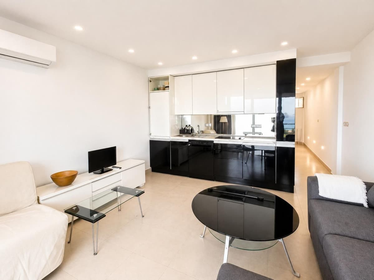 Middle Floor Apartment in Costabella — photo 5 of 10