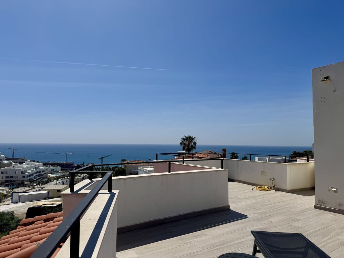 Detached Villa in Estepona — photo 3 of 10