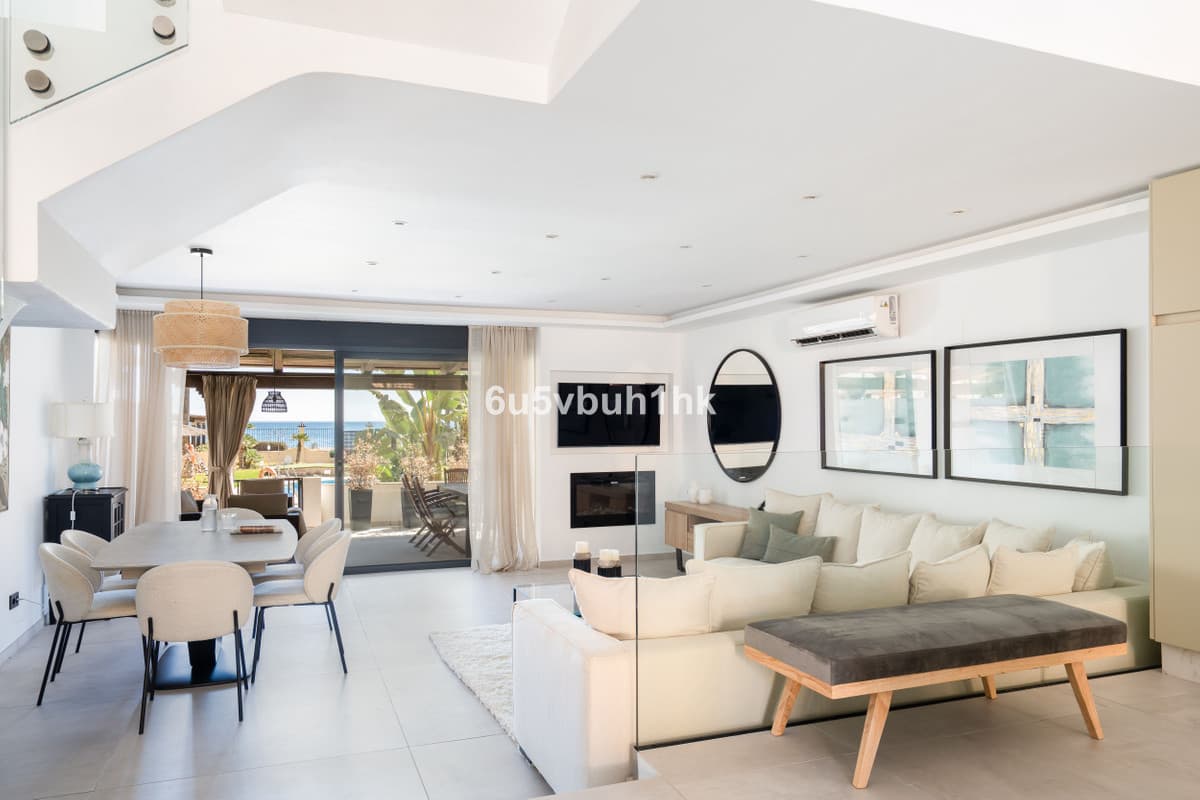Townhouse in Casares — photo 4 of 10