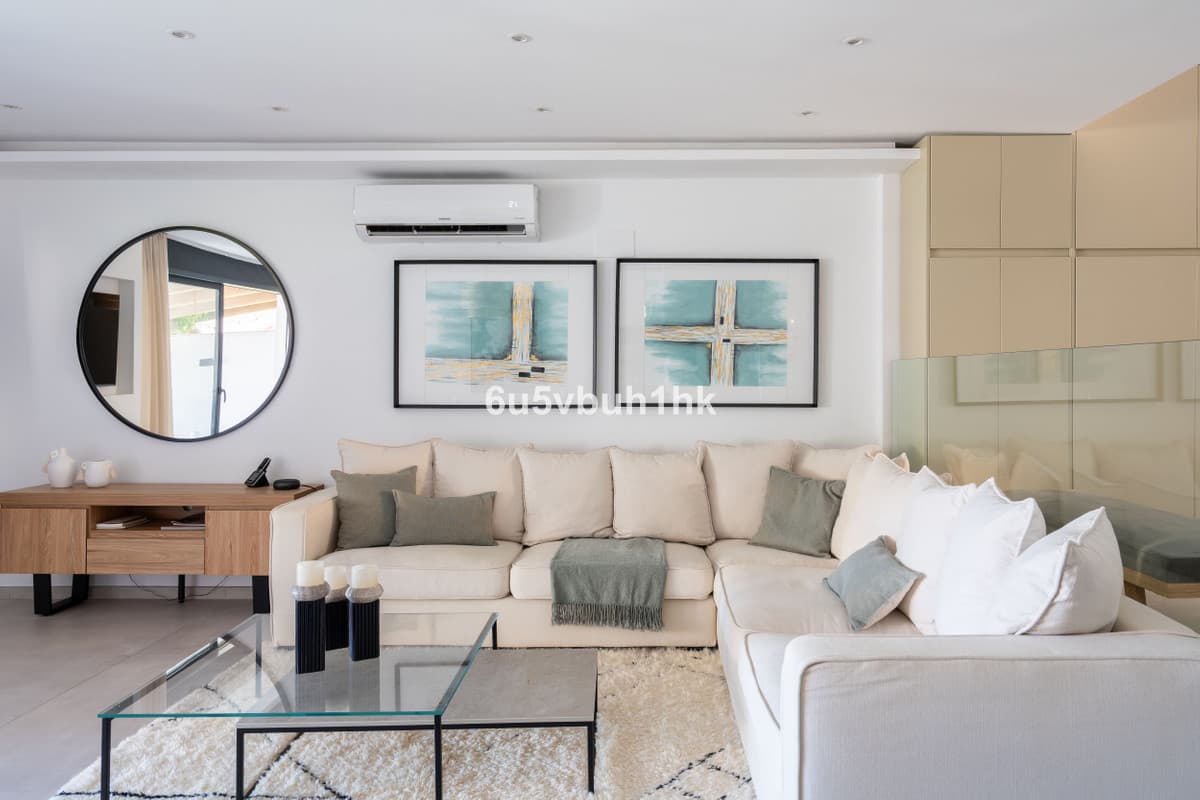 Townhouse in Casares — photo 9 of 10