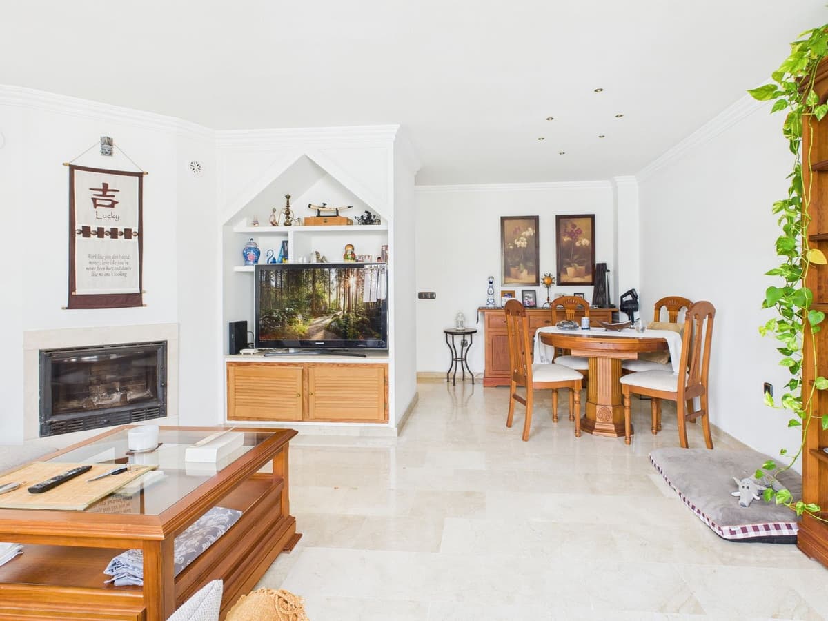 Townhouse in Estepona — photo 4 of 10